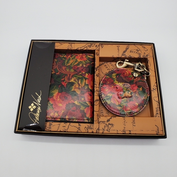 New 3 Piece Patricia Nash Gracchi Satchel Crossbody Erica Wallet & Liscia Mirror - Picture 13 of 14